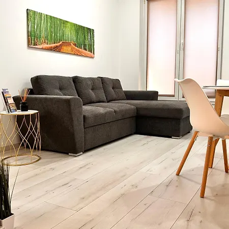 Apartment Hello *